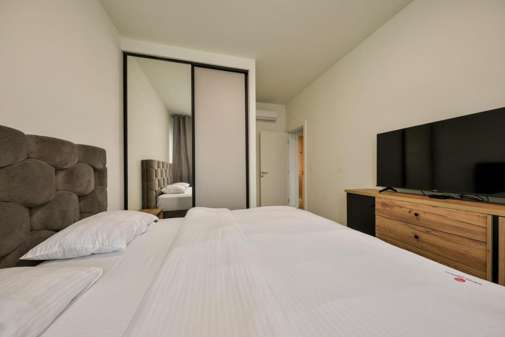 Apartment Waterfront Belgrade